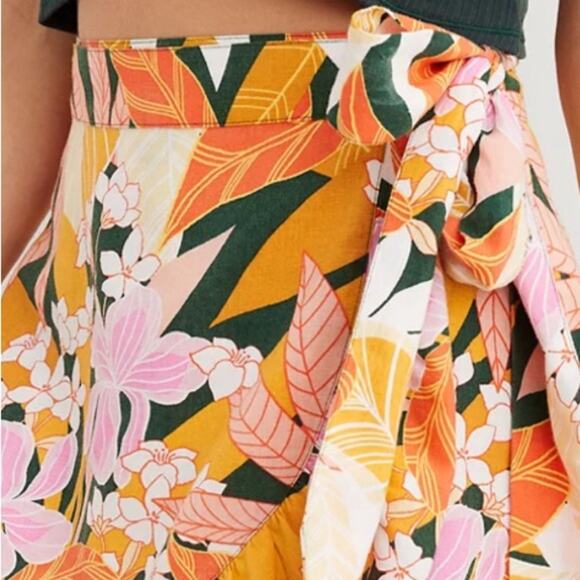 Floral Mini Wrap Skirt | Small Aerie Ruffle Mini - Picture 5 of 8